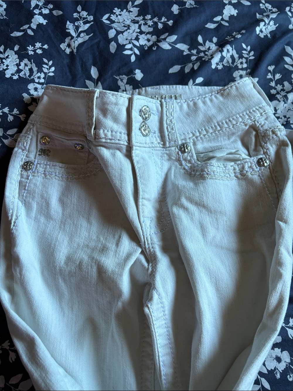 Miss Me White flare Jeans - Picture 5 of 7